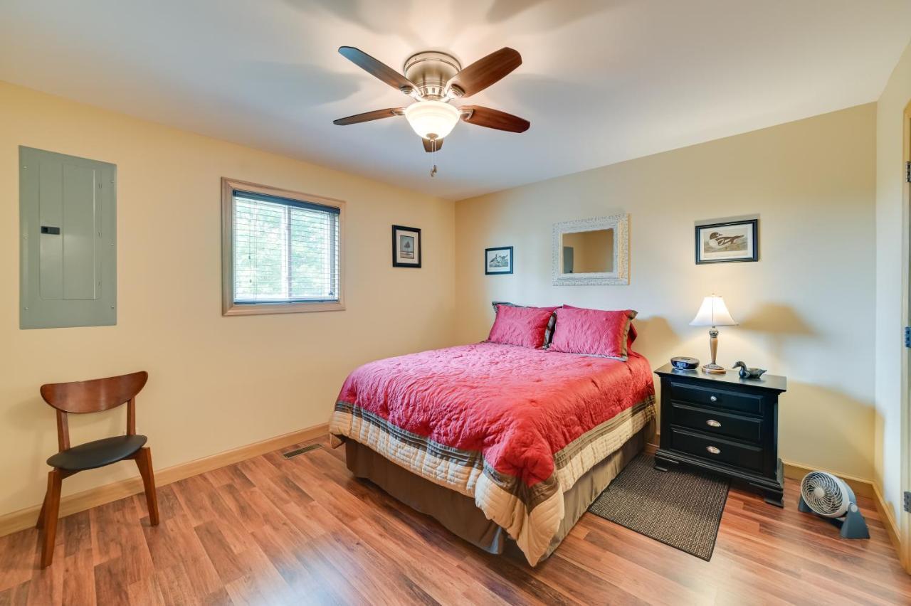 Kentucky Lake Getaway With Lookout Deck, Water View! New Concord المظهر الخارجي الصورة