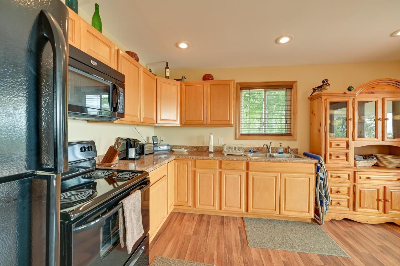 Kentucky Lake Getaway With Lookout Deck, Water View! New Concord المظهر الخارجي الصورة