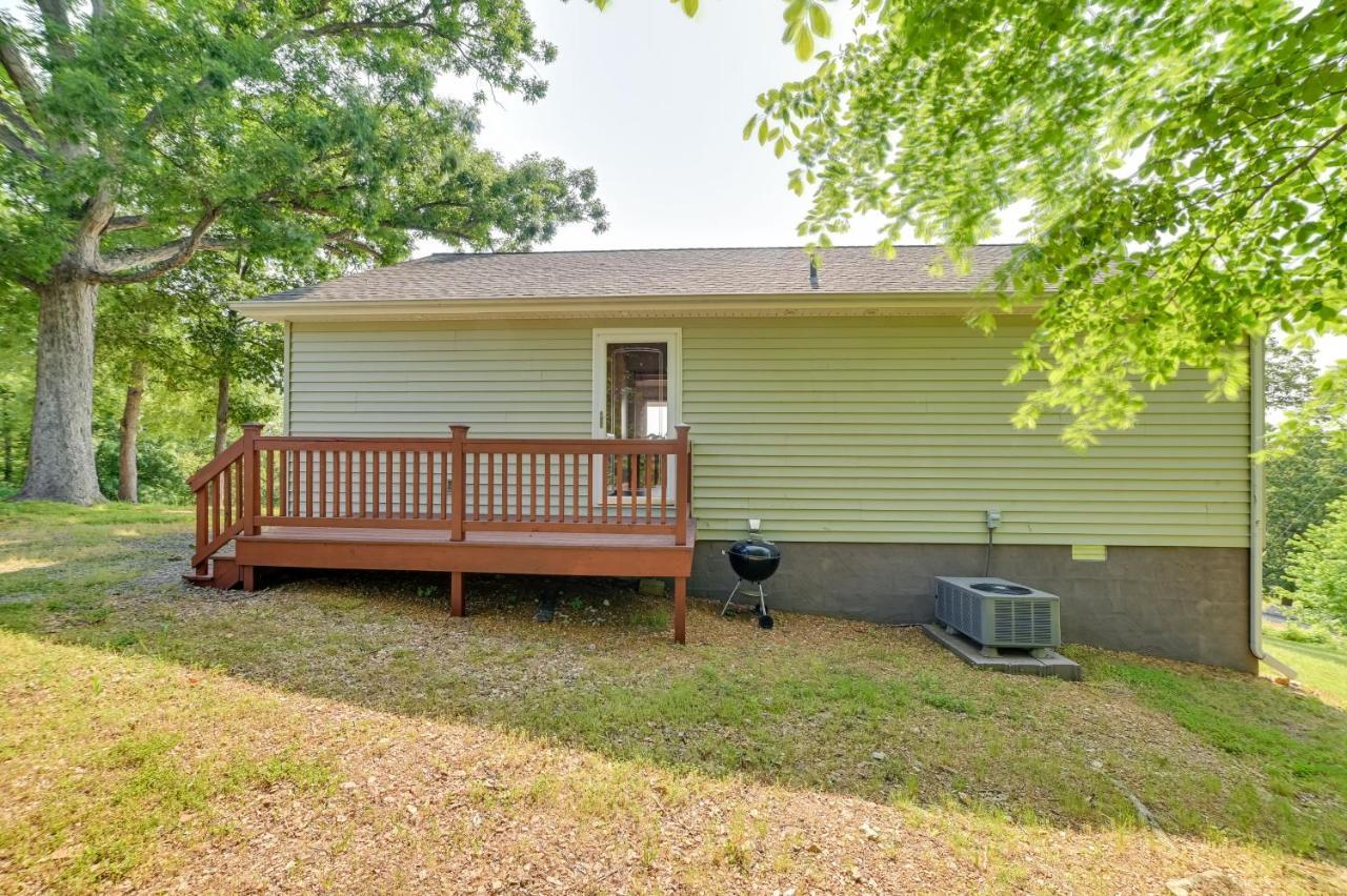 Kentucky Lake Getaway With Lookout Deck, Water View! New Concord المظهر الخارجي الصورة