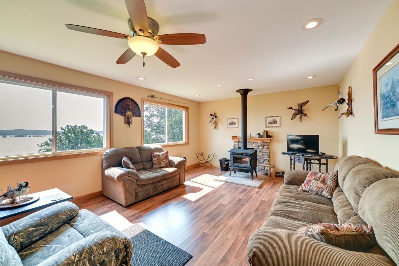 Kentucky Lake Getaway With Lookout Deck, Water View! New Concord المظهر الخارجي الصورة