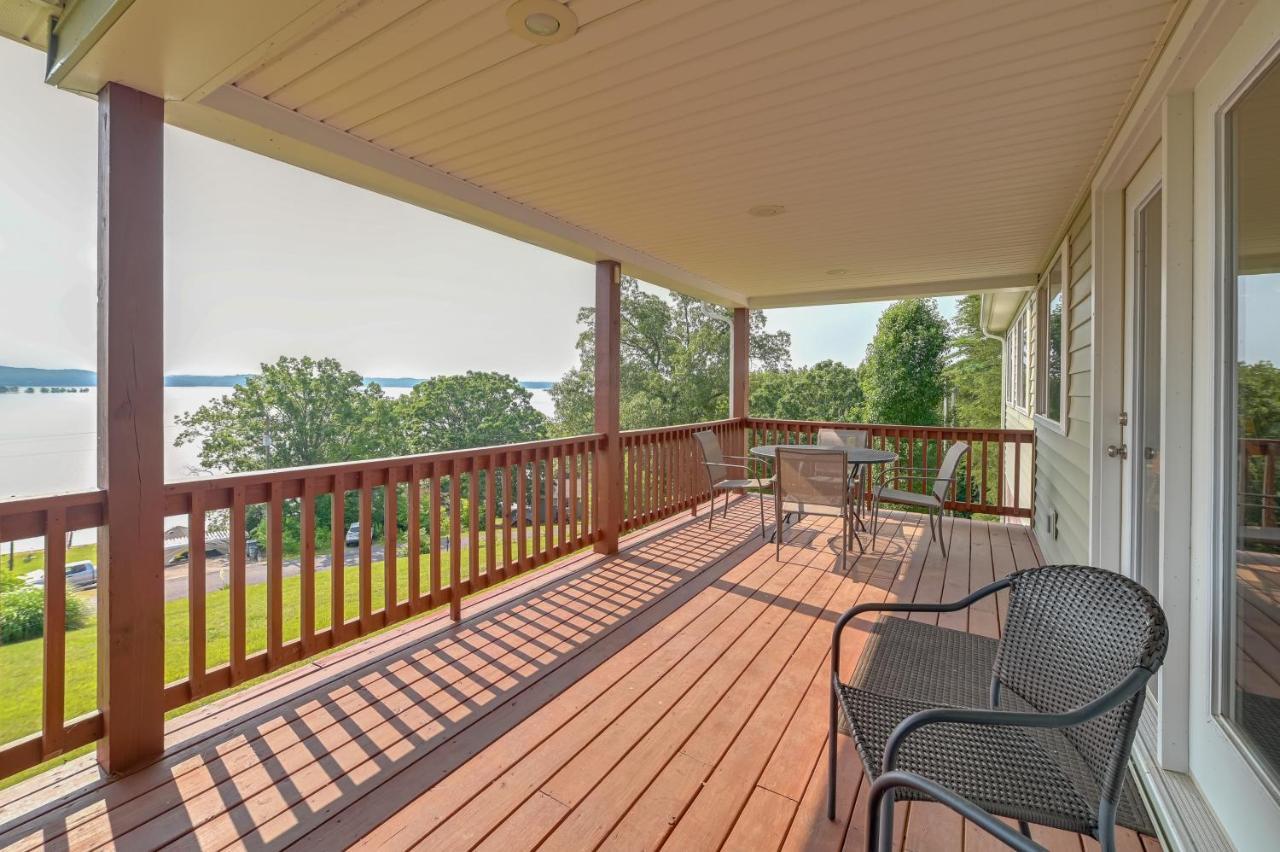 Kentucky Lake Getaway With Lookout Deck, Water View! New Concord المظهر الخارجي الصورة