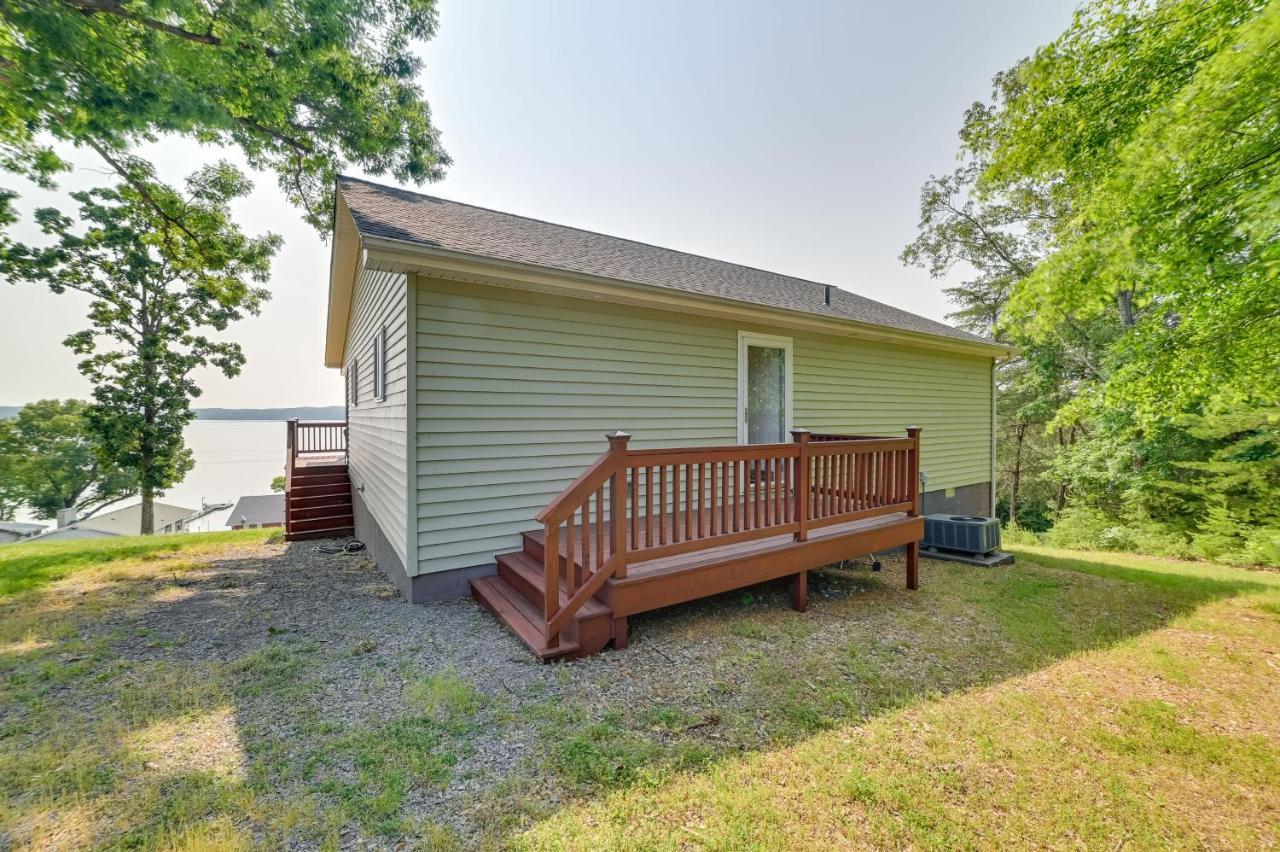 Kentucky Lake Getaway With Lookout Deck, Water View! New Concord المظهر الخارجي الصورة